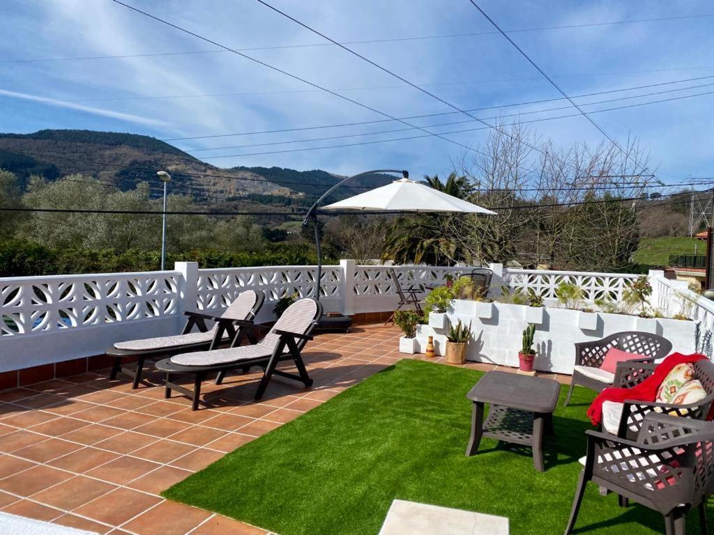 Apartamento Bilbo Near Atico Rural Con Terraza Basauri Exterior foto