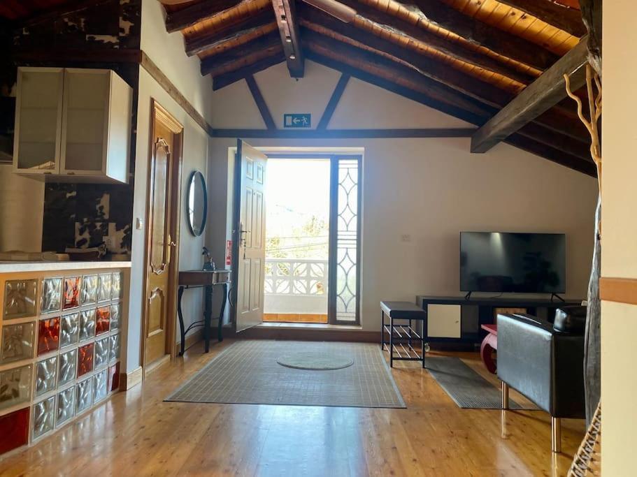 Apartamento Bilbo Near Atico Rural Con Terraza Basauri Exterior foto