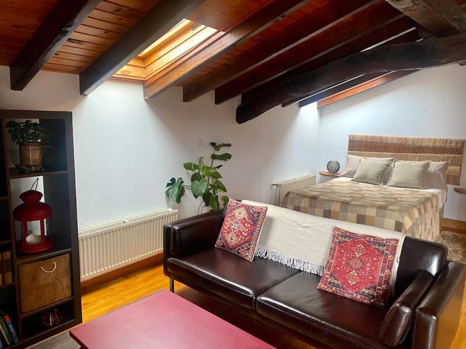 Apartamento Bilbo Near Atico Rural Con Terraza Basauri Exterior foto