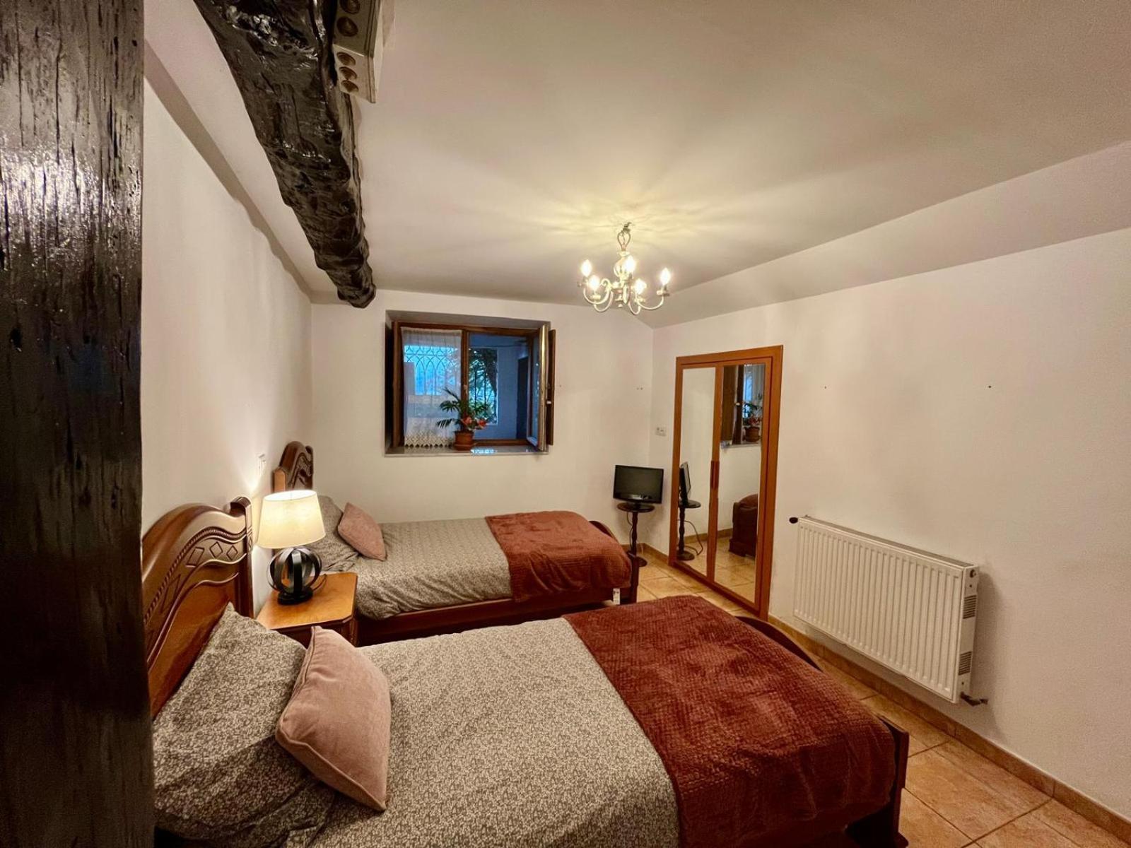 Apartamento Bilbo Near Atico Rural Con Terraza Basauri Exterior foto